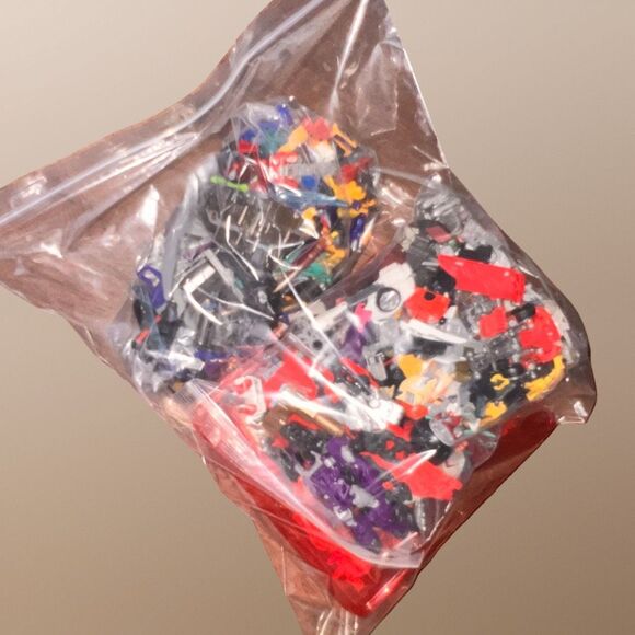 4 Lbs Lot of Transformers Construct Bots Parts & Weapons - Picture 5 of 5
